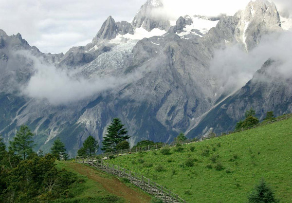 Jade Dragon Snow Mountain