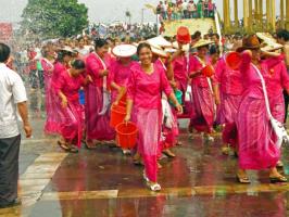 Dai Water Splash Festival