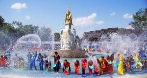 Dai Water Splash Festival