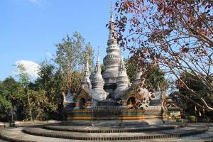 Manfeilong Buddhist Pagoda